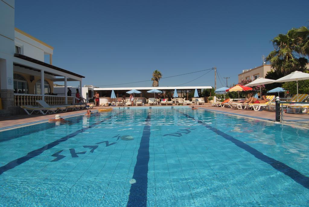 Zeus Hotel