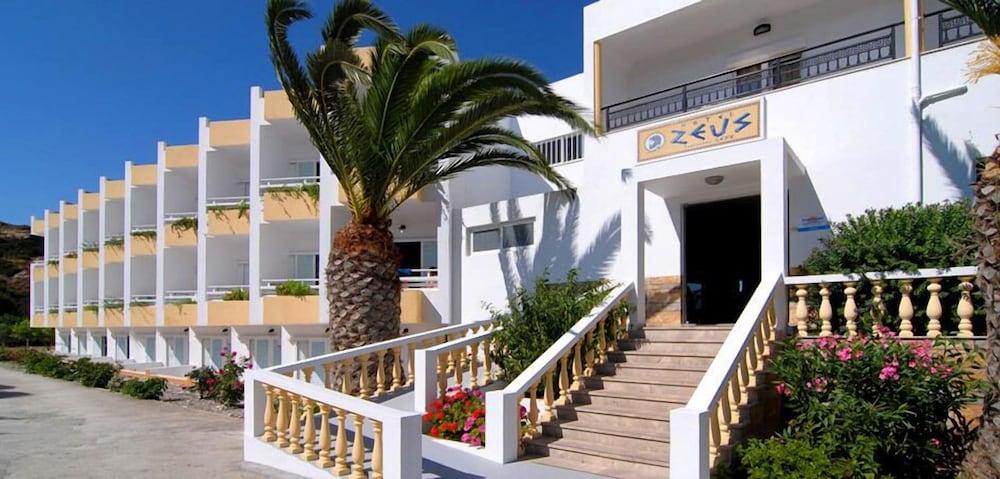 Hotel Zeus 2*