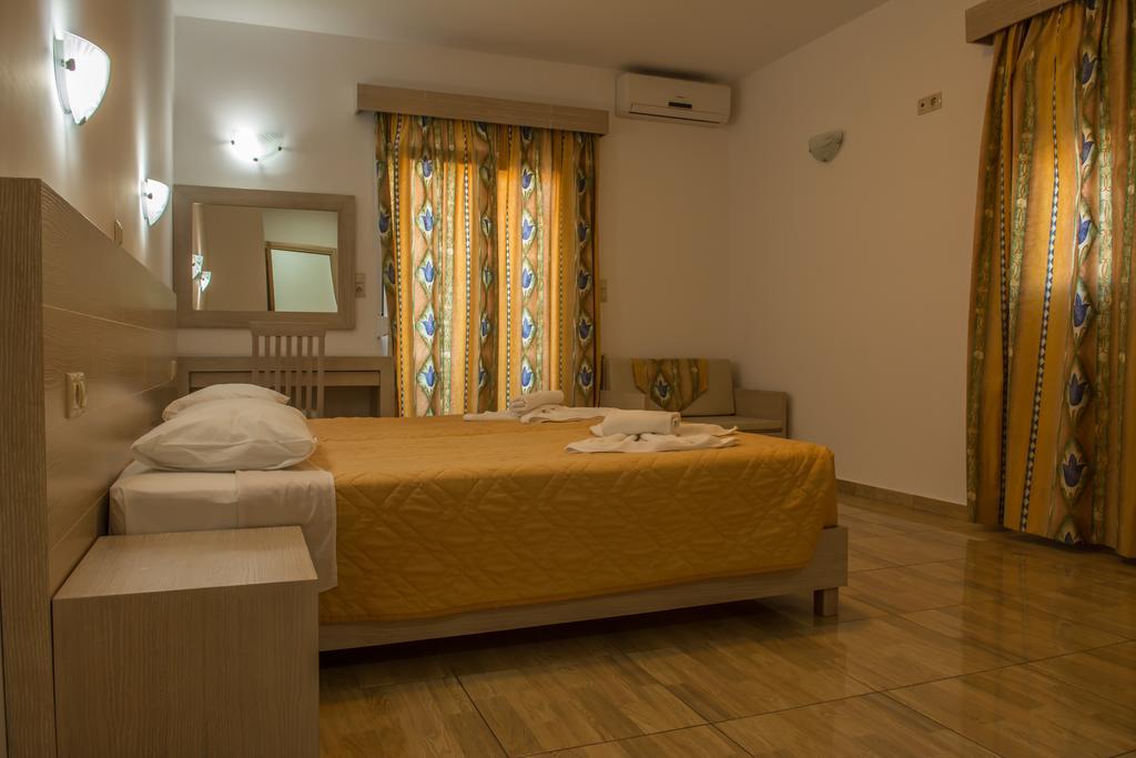 Hotel Zeus 2*
