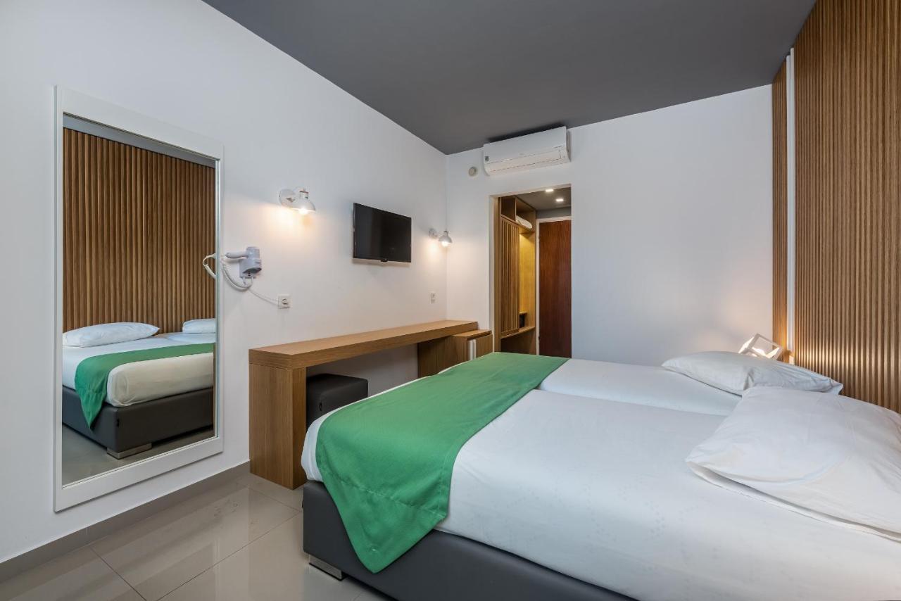 Hotel Zeus 2*